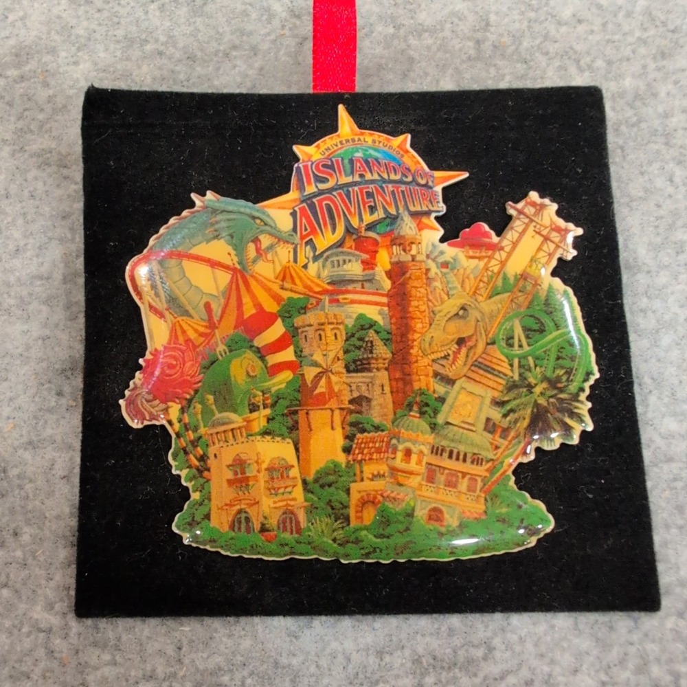 Universal Studios Islands of Adventure Grand Opening 1999 Vintage Lapel Pin - Picture 1 of 4